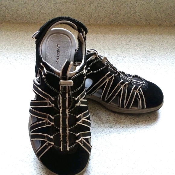 Lands' End Shoes - NWOT Woman's Hiking Outdoor Sandals Size 7B